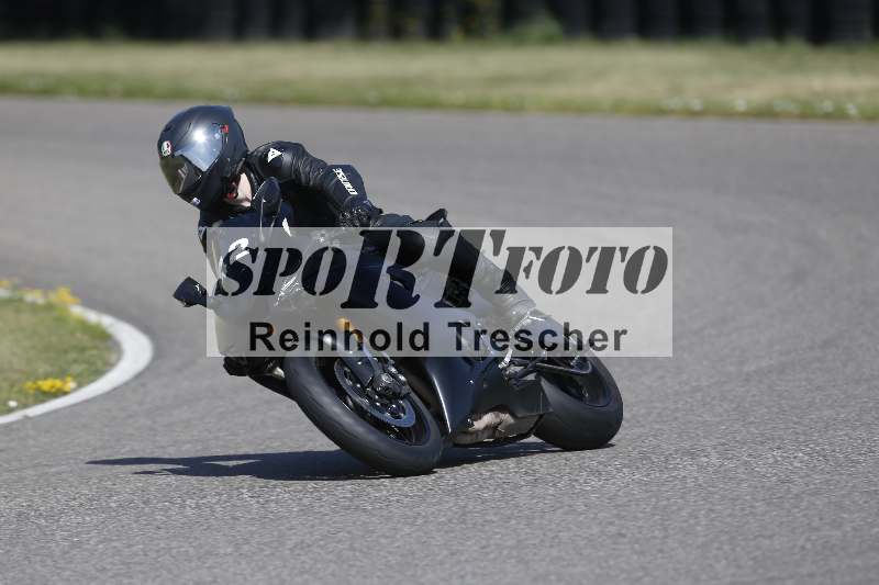 /21 17.06.2026  Ducati Schweiz Track Warmup ADR/Gruppe blau/42